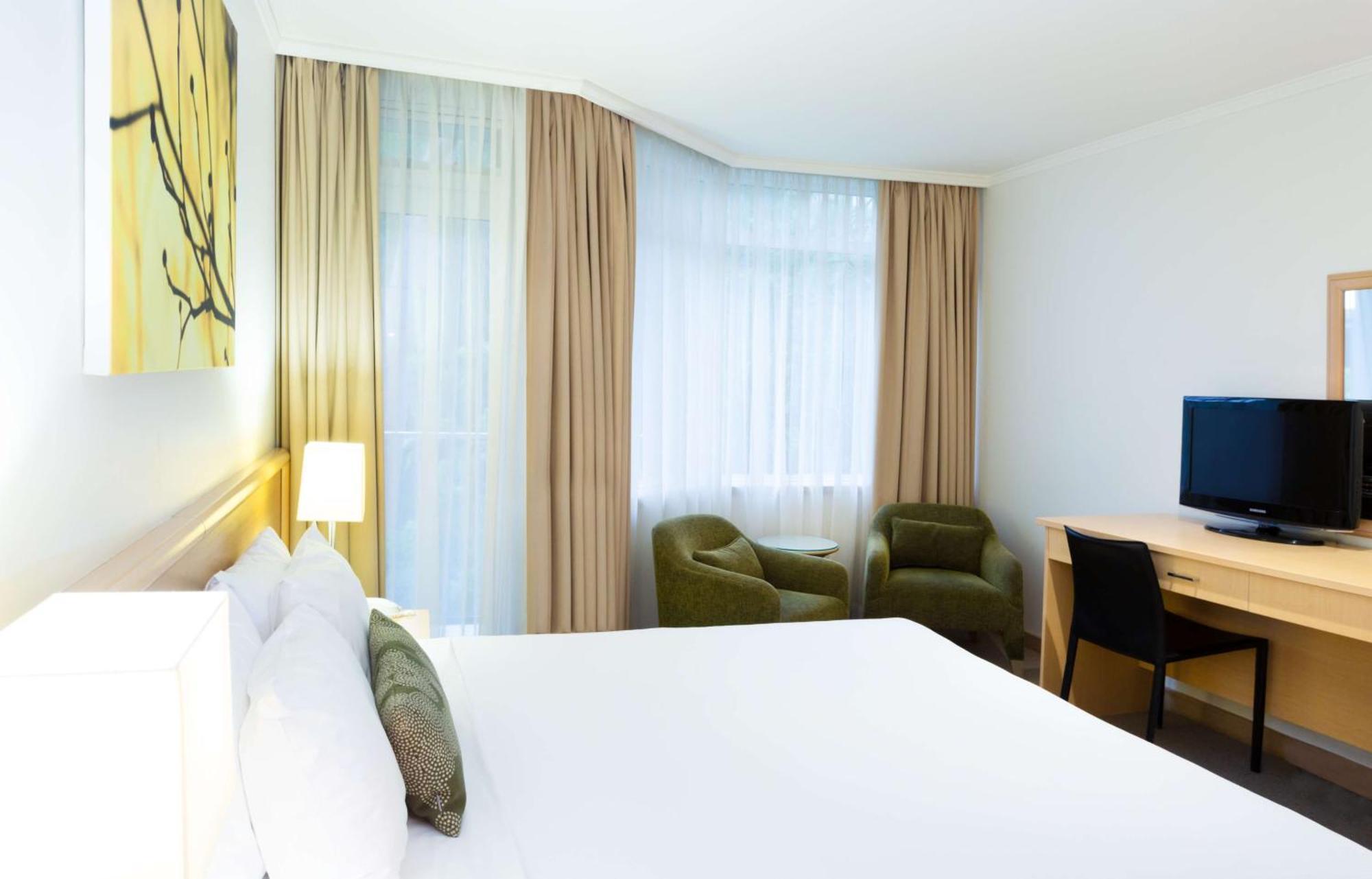 Mirage Hotel Ньюпорт Экстерьер фото